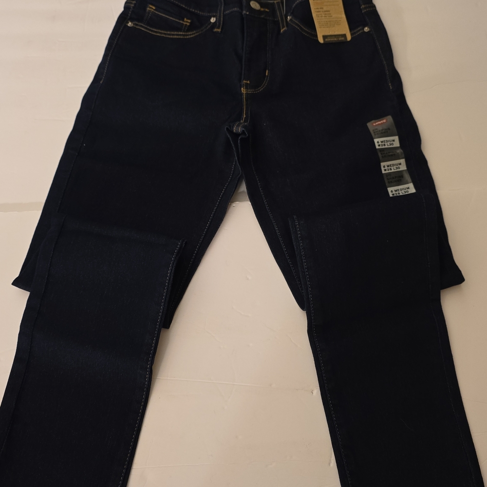 Levi's Women's Dark Blue Skinny Jeans